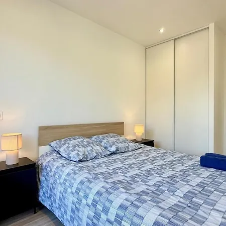 T3 Centre-ville, Balcon Et Parking Apartment